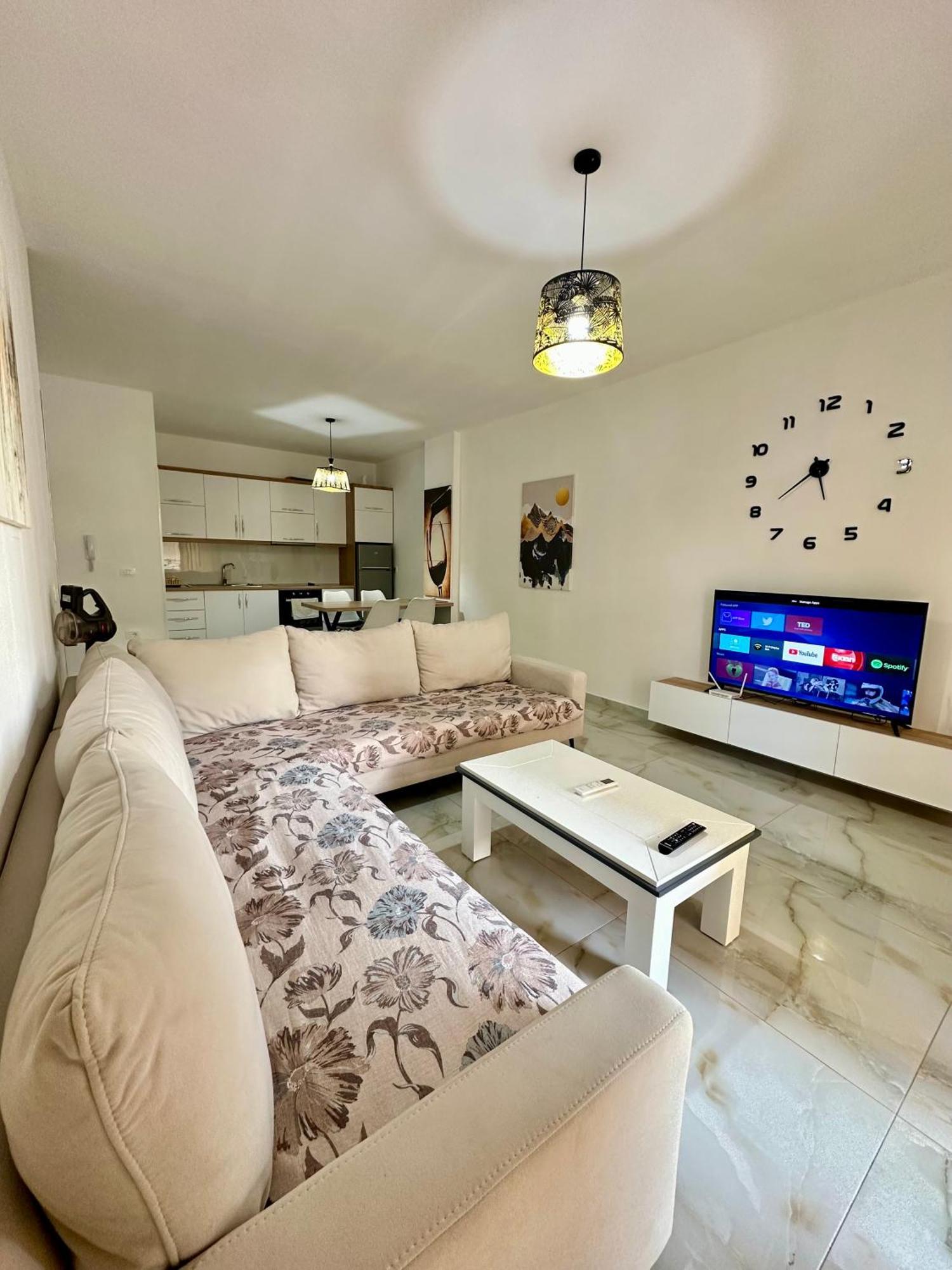 Kay Apartment Saranda Terraces Exterior photo